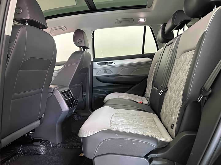 Volkswagen Tavendor 2024 2024款 380TSI 四驱R-Line巡游版