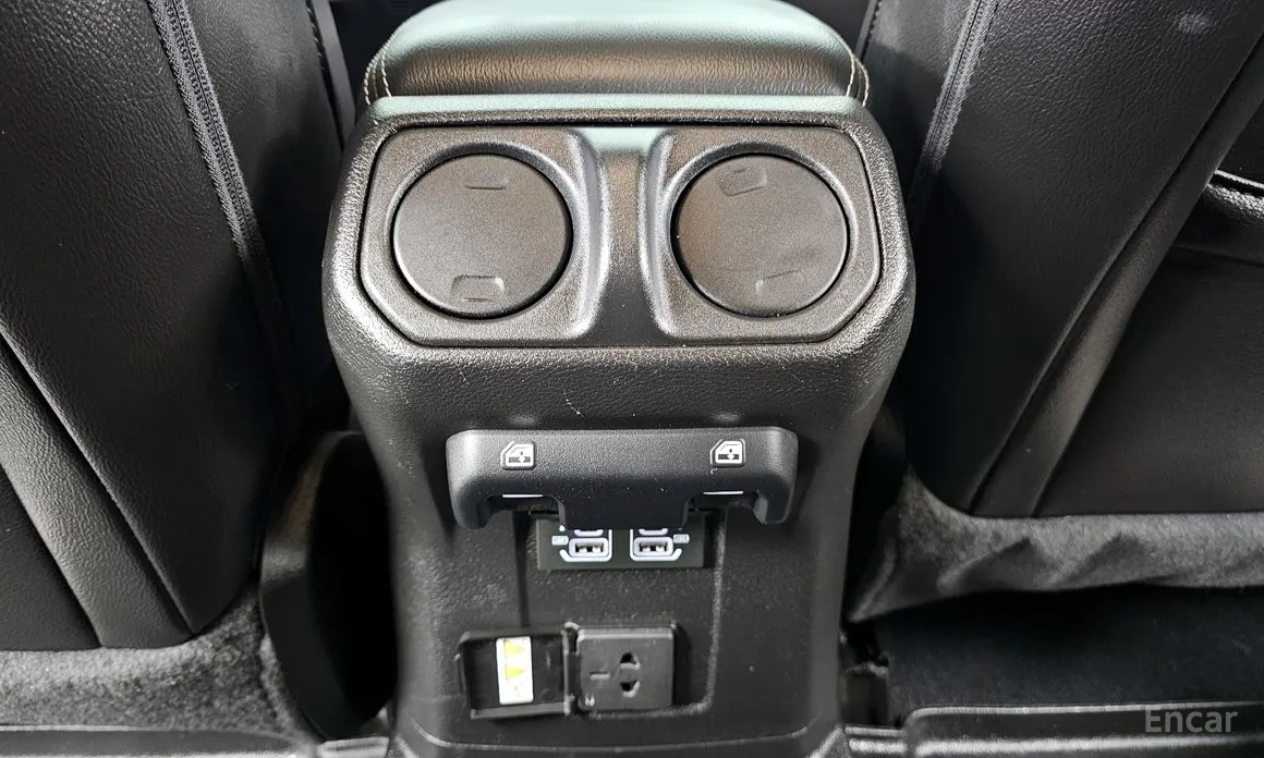 Фото 28 - Jeep Wrangler