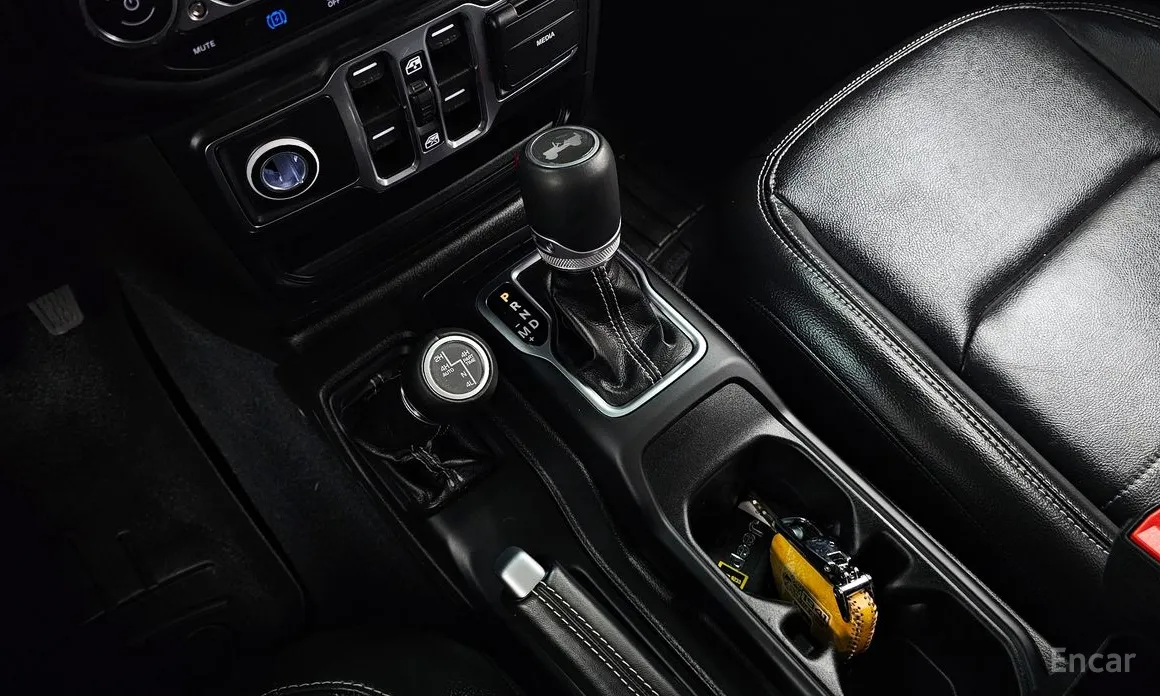 Фото 9 - Jeep Wrangler