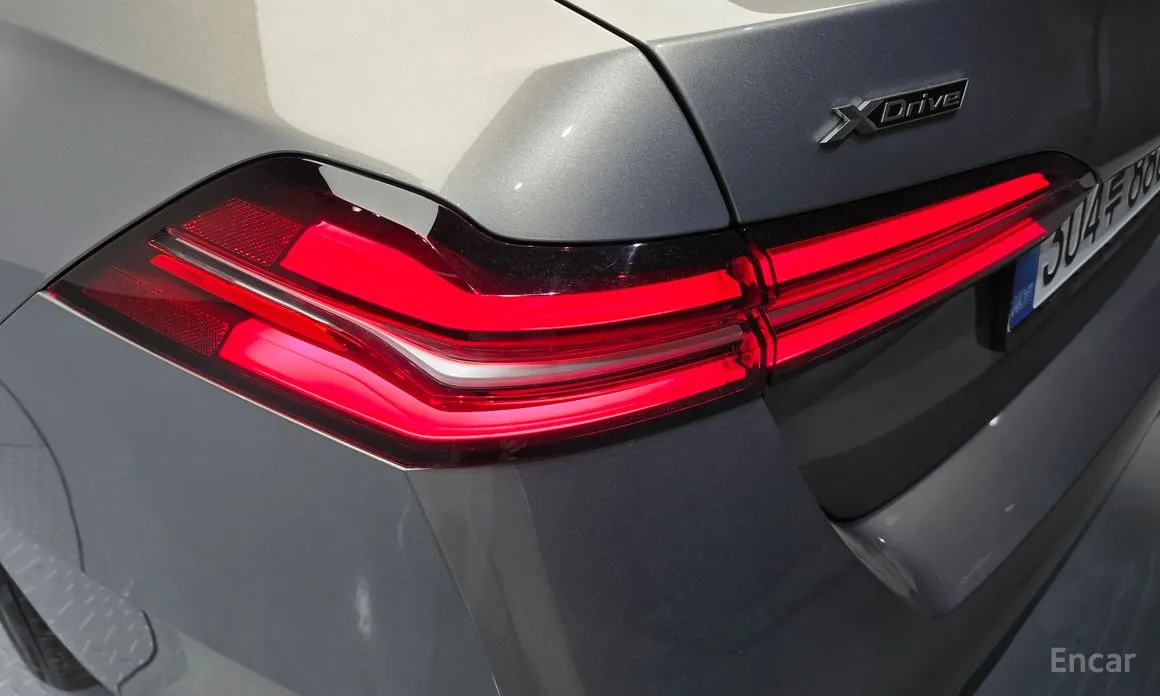 Фото 23 - BMW 5 Series