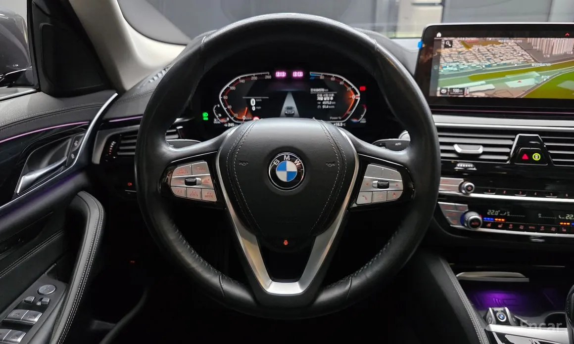 Фото 13 - BMW 5 Series