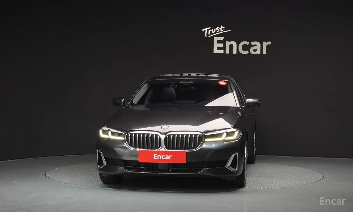 Фото 3 - BMW 5 Series