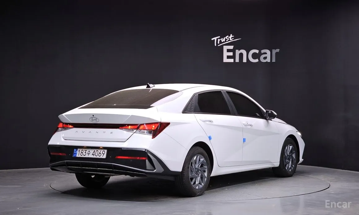 Hyundai Avante 2023 1.6