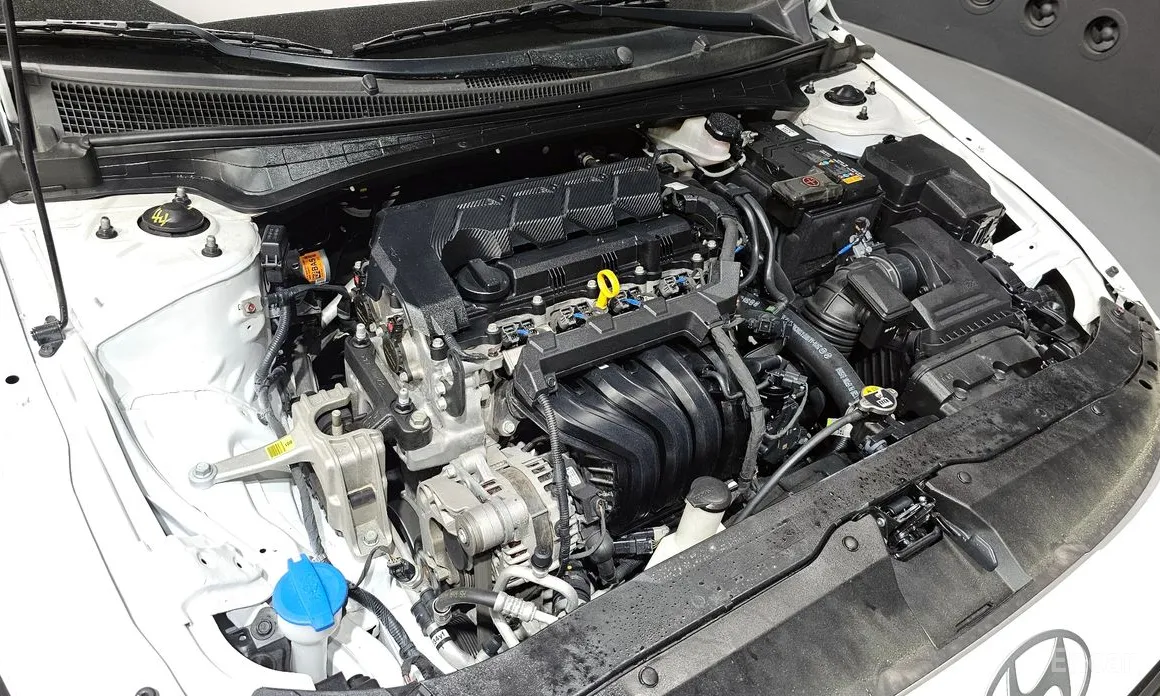 Hyundai Avante 2023 1.6