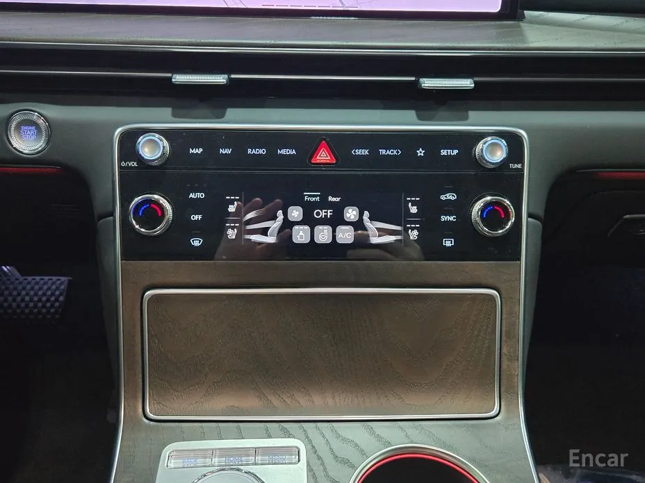 Фото 9 - Genesis GV80