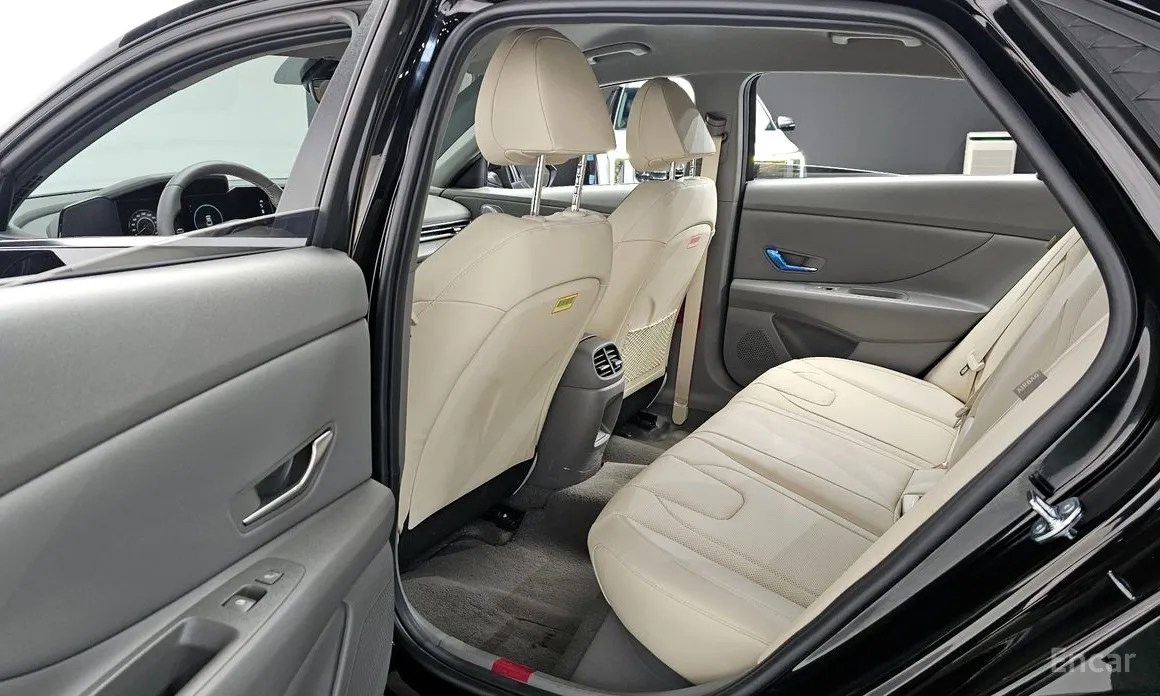 Hyundai Avante 2023 1.6