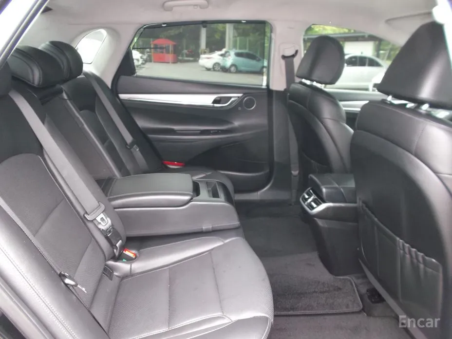 Zdjęcie 16 - Hyundai Grandeur