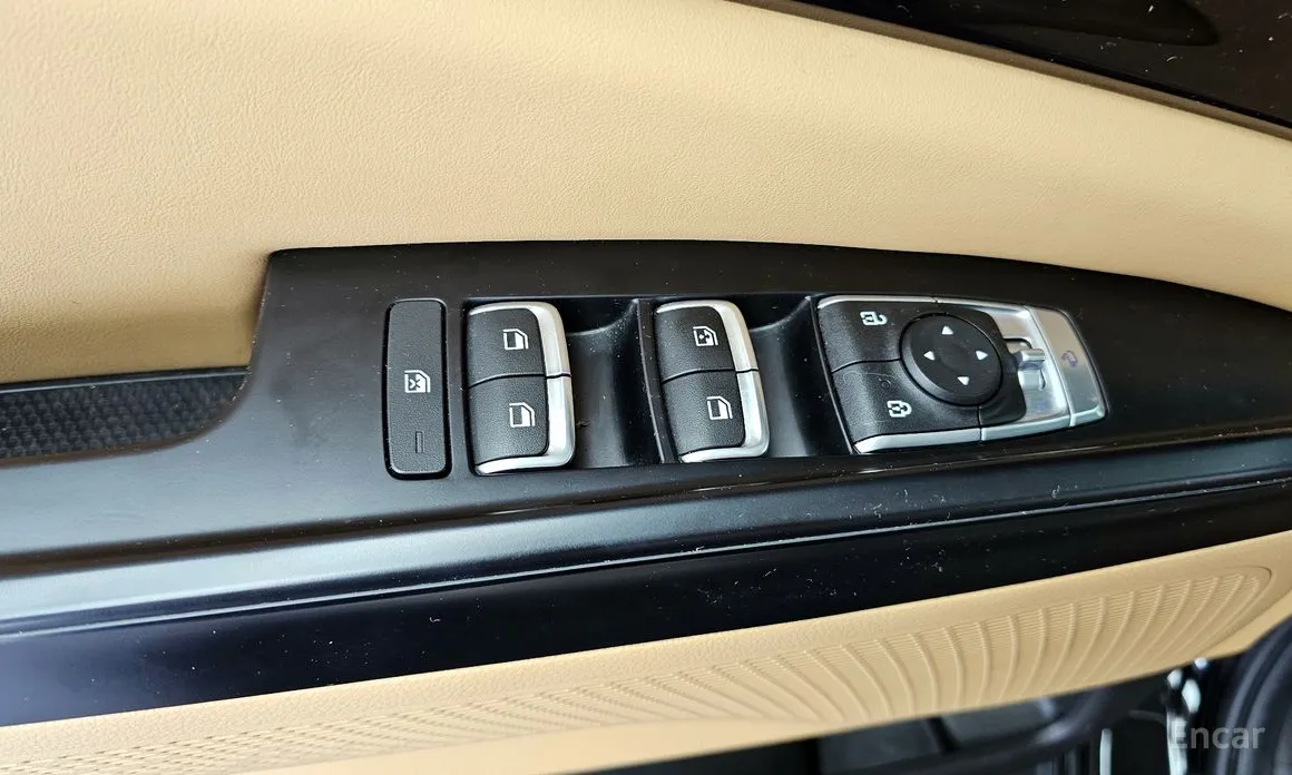 Фото 28 - Kia Carnival