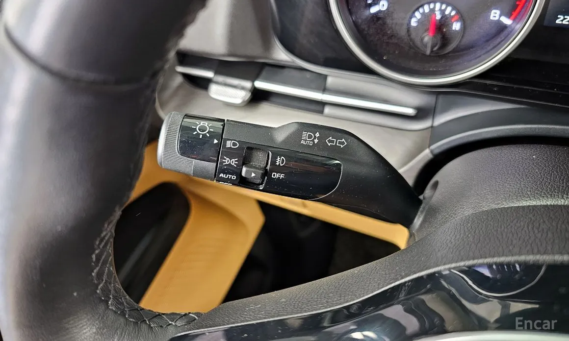 Фото 34 - Kia Carnival