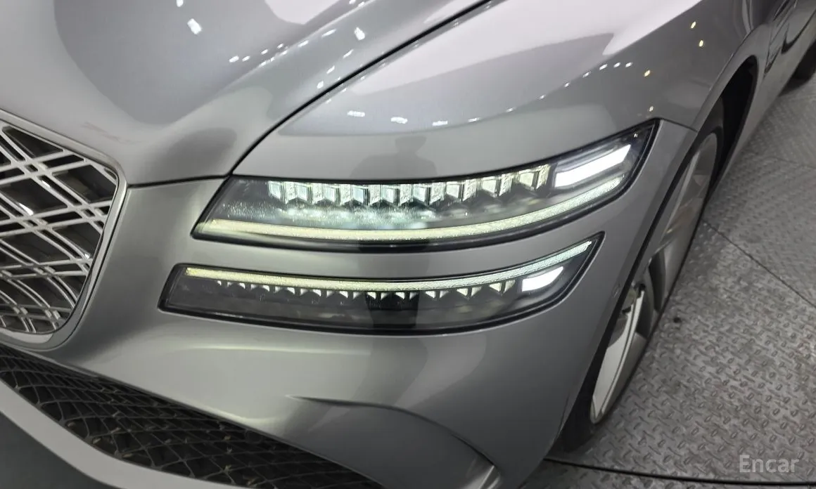 Фото 22 - Genesis G80