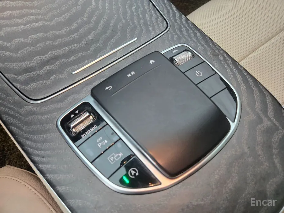 صورة 15 - Mercedes-Benz E-Class