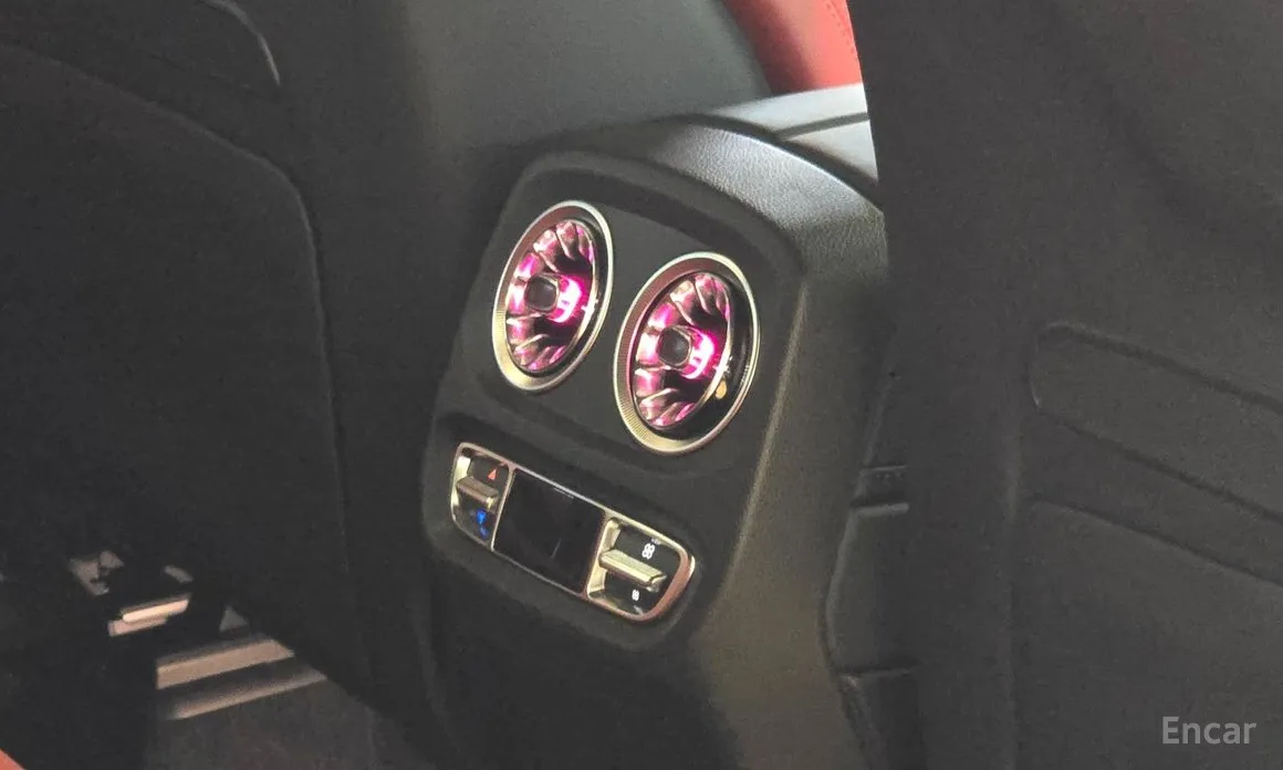 Mercedes-Benz G-Class 2019 AMG G63 Manufaktur