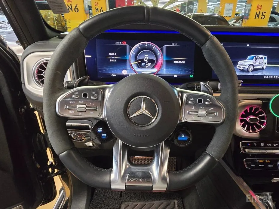 Mercedes-Benz G-Class 2019 AMG G63 Manufaktur