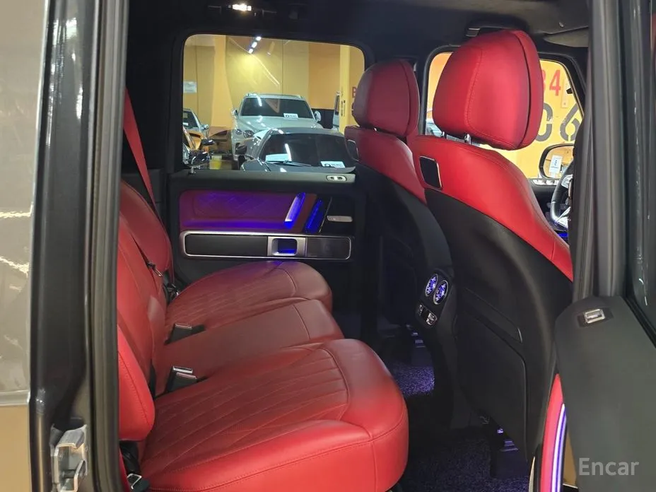 Mercedes-Benz G-Class 2019 AMG G63 Manufaktur