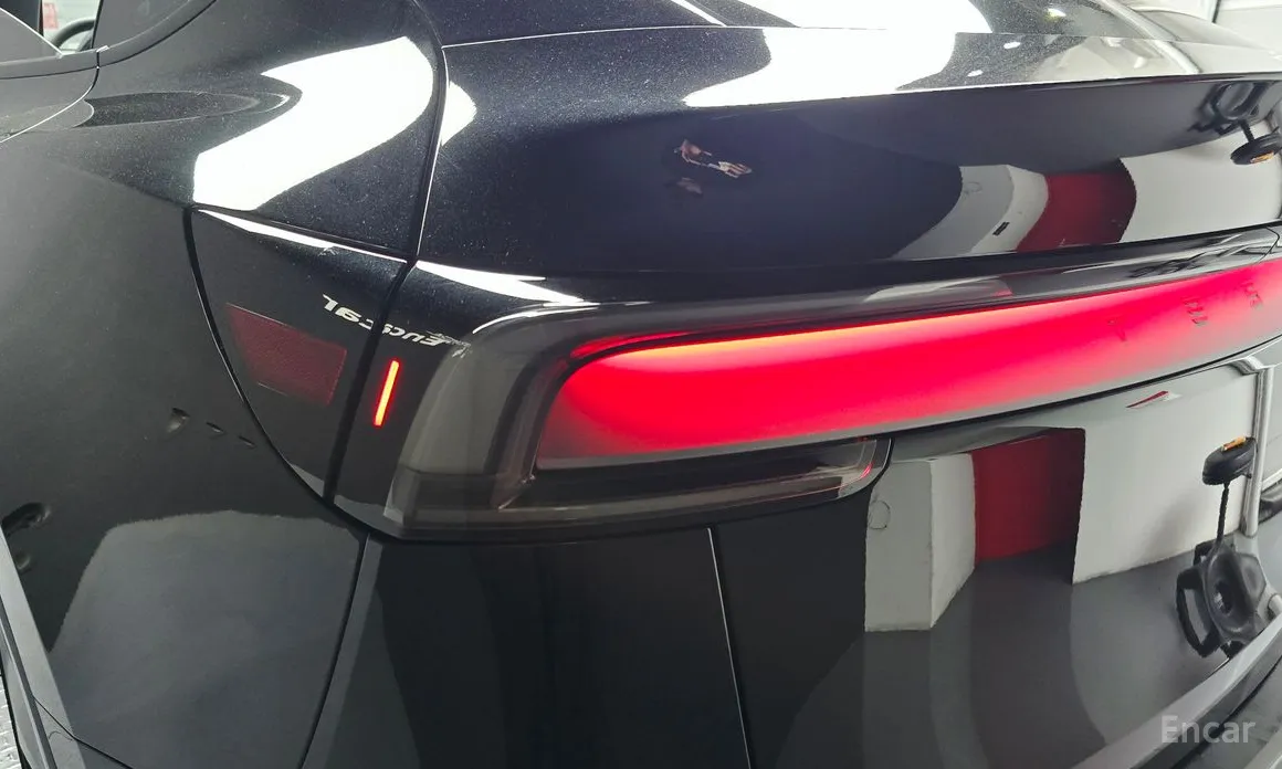 Tesla Model Y 2020 RWD