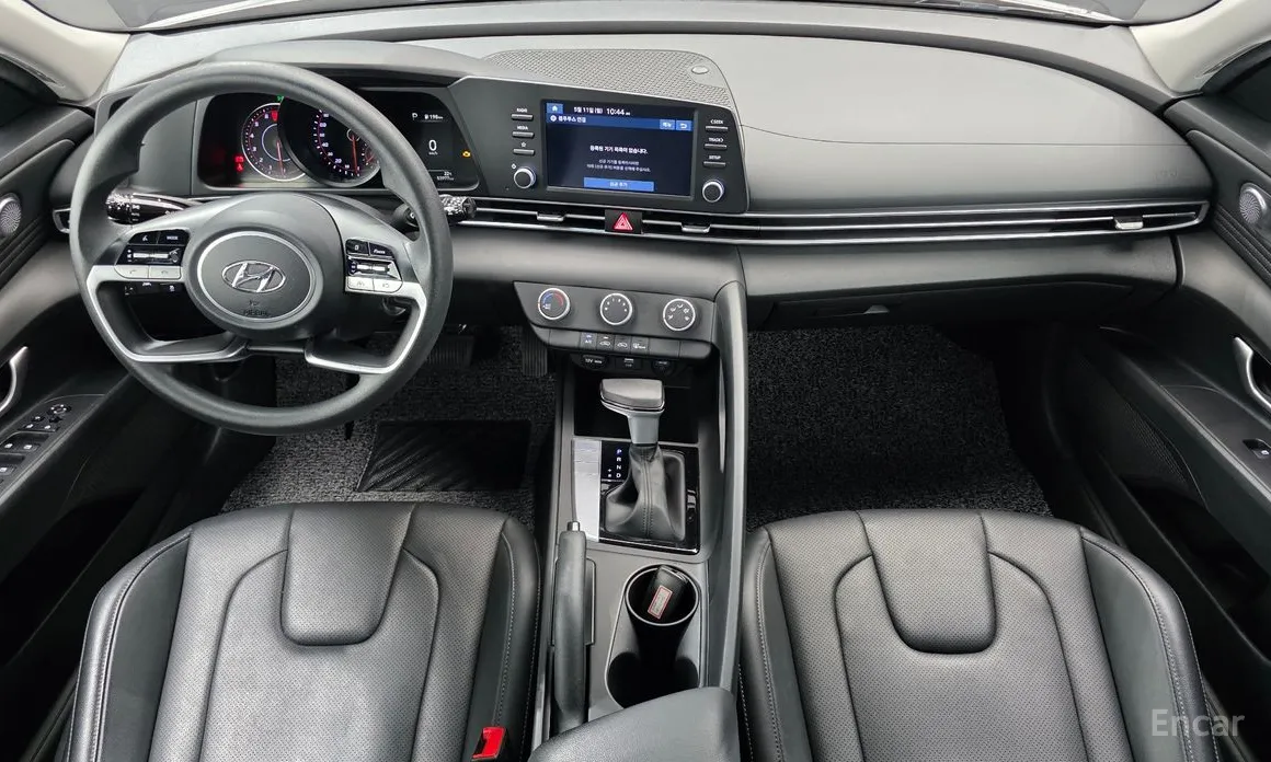 Фото 7 - Hyundai Avante