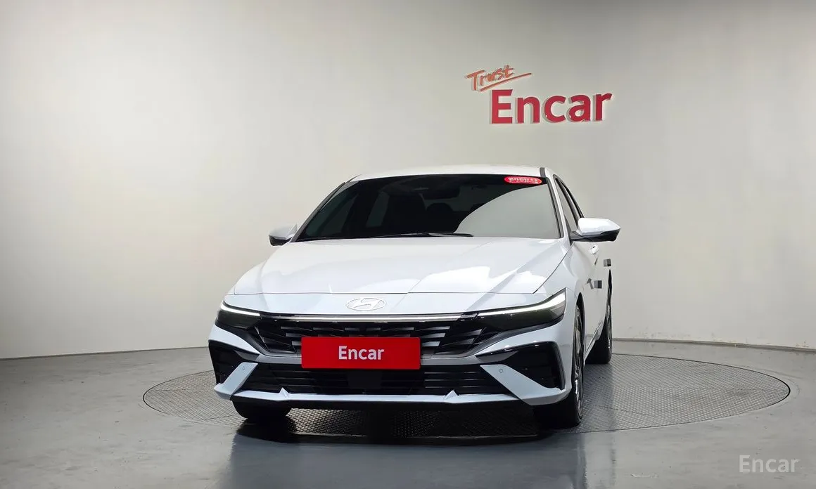 Фото 3 - Hyundai Avante