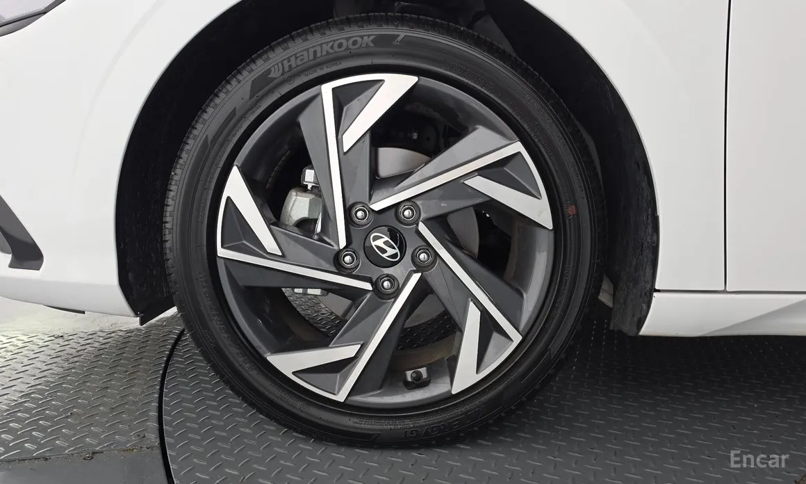 Фото 5 - Hyundai Avante