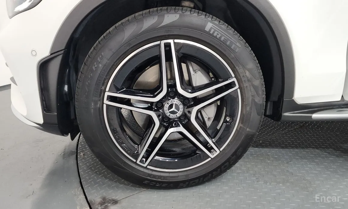 Mercedes-Benz GLC-Class 2016 GCL300 4MATIC Coupe