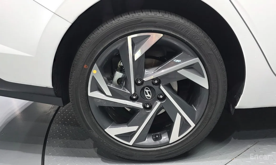 Hyundai Avante 2023 1.6