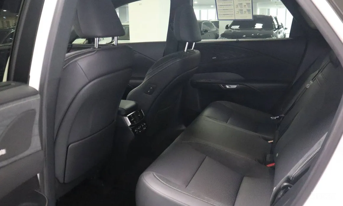 Lexus RX 2023 Luxury