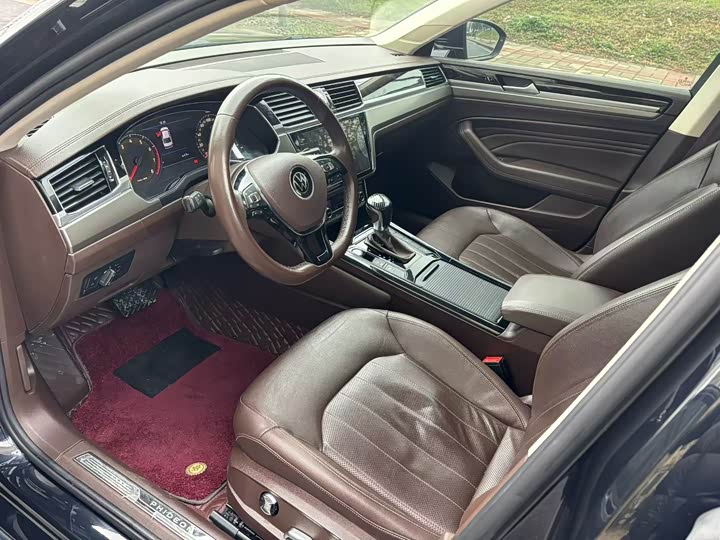 Фото 4 - Volkswagen Phideon