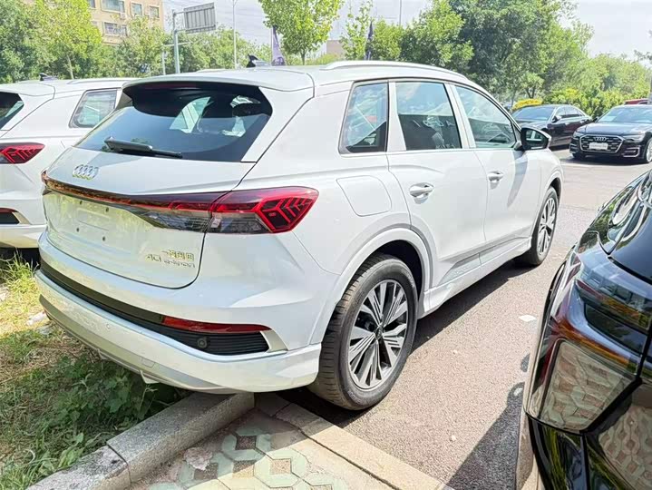 Audi Q4 e-tron 2024 2024款 40 e-tron 创行版