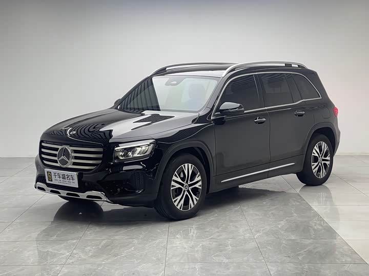Фото 1 - Mercedes-Benz GLB-Class