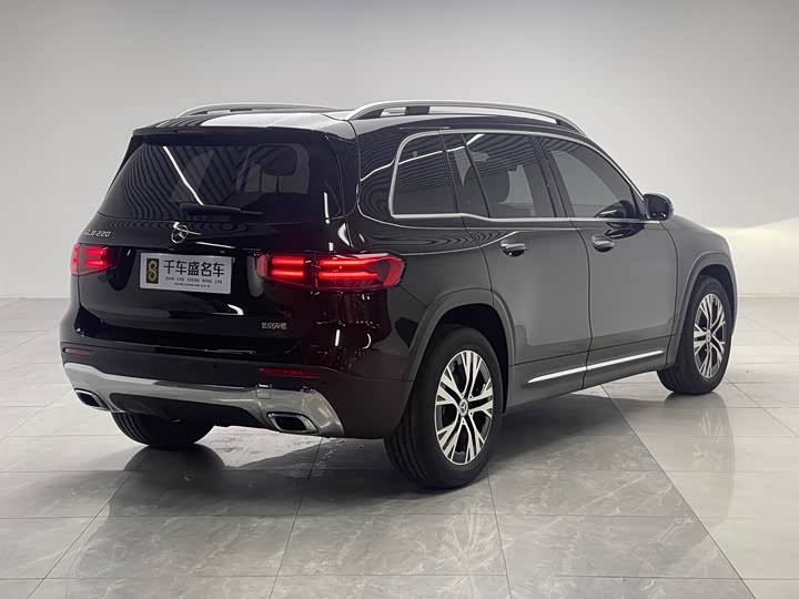 Фото 6 - Mercedes-Benz GLB-Class