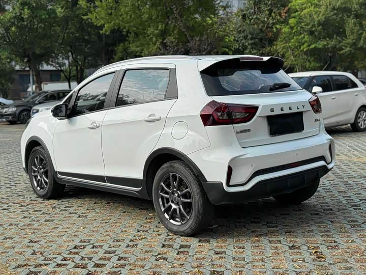 Geely Vision X3 2021 2021款 PRO 1.5L CVT尊贵型