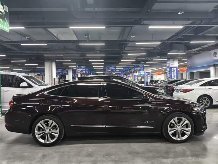 Photo 8 - Buick LaCrosse