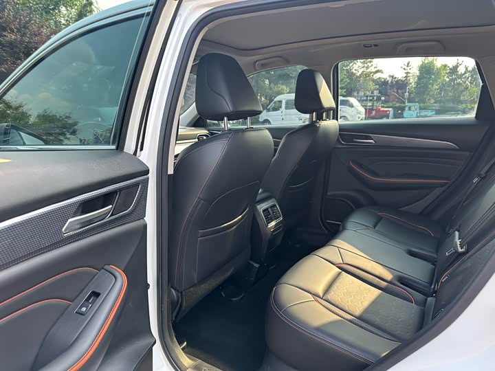 Haval F7 2021 2021款 2.0T 四驱i悦