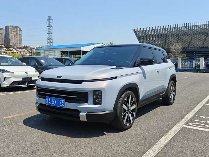 2025 Geely Icon