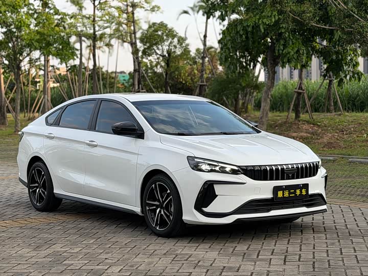 Фото 3 - Geely Binrui