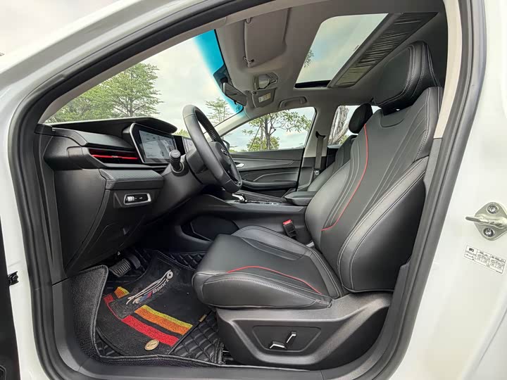 Фото 6 - Geely Binrui
