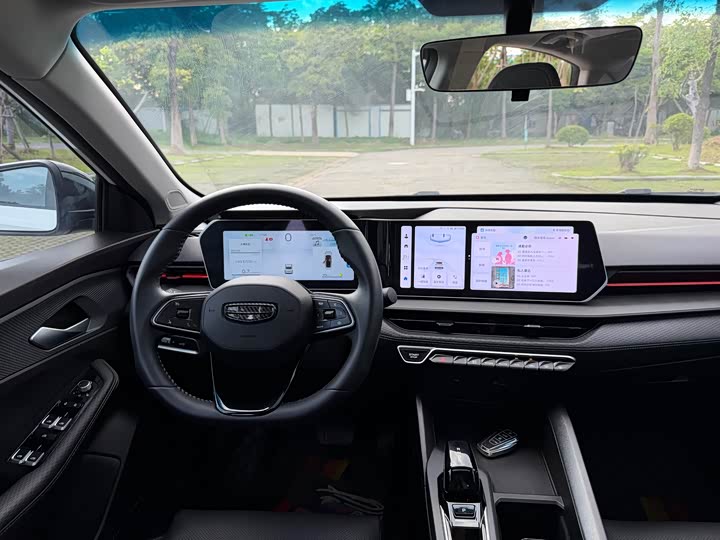 Фото 7 - Geely Binrui