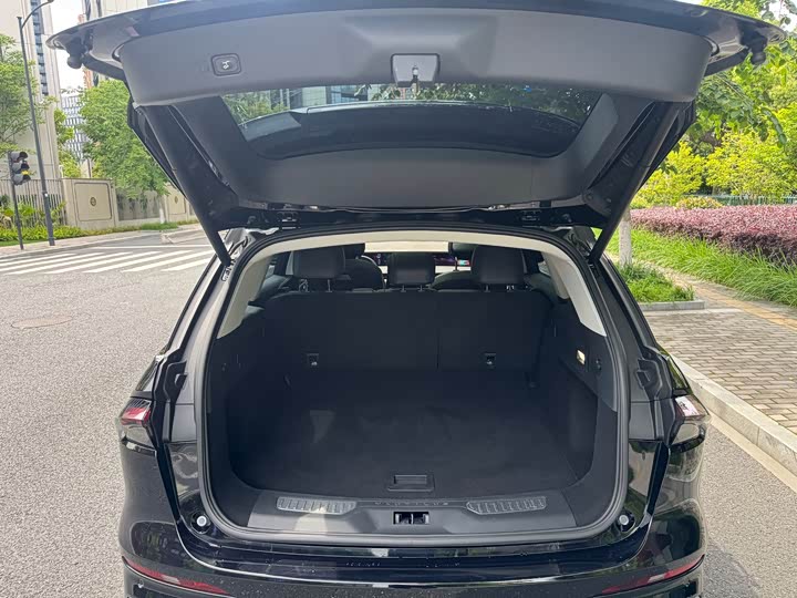 Lincoln Nautilus 2023 2023款 2.0T 四驱尊逸版
