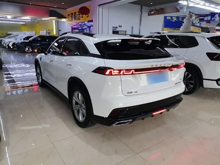 2022 Bestune B70S