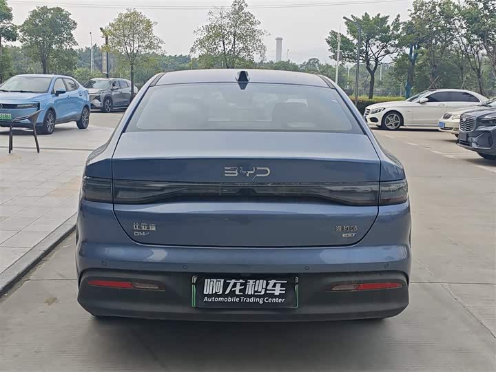 BYD Seal 05 DM-i Hybrid 2025 2025款 DM-i 智驾版 120KM旗舰型