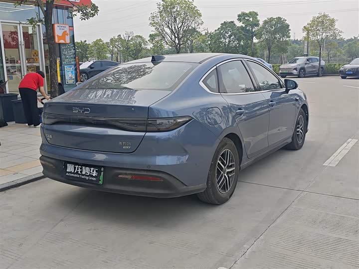 BYD Seal 05 DM-i Hybrid 2025 2025款 DM-i 智驾版 120KM旗舰型