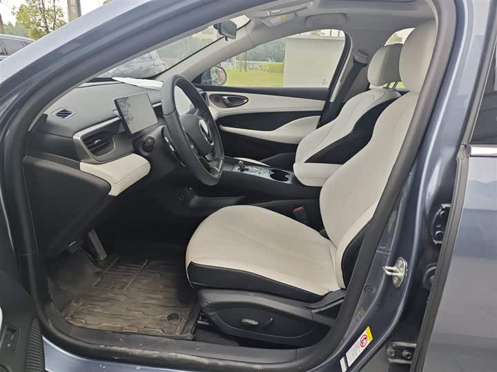 BYD Seal 05 DM-i Hybrid 2025 2025款 DM-i 智驾版 120KM旗舰型