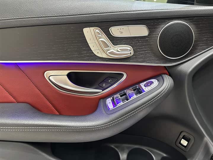 Фото 6 - Mercedes-Benz GLC-Class Coupe