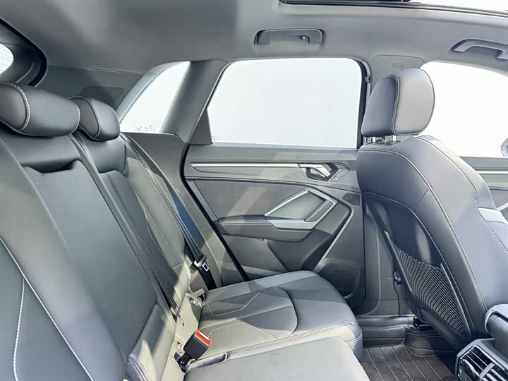 Audi Q3 2024 2024款 35 TFSI 时尚动感型