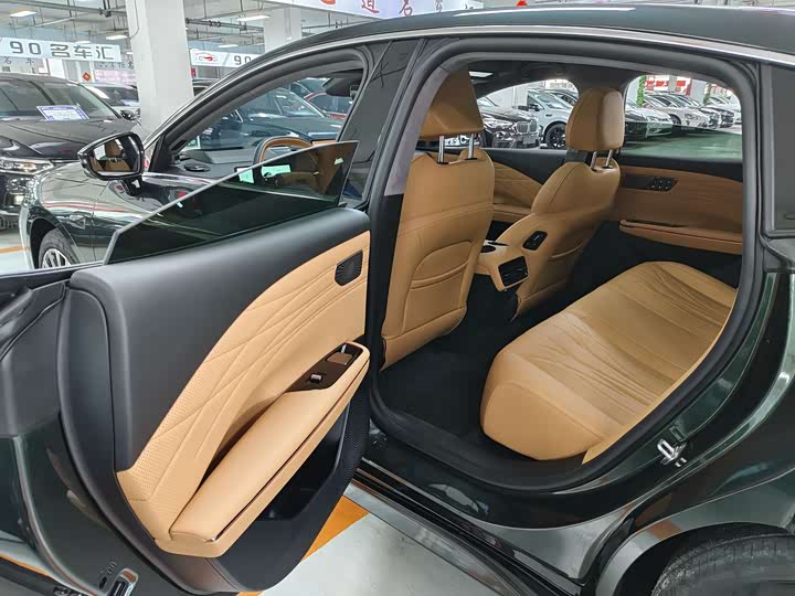 صورة 7 - Geely Galaxy Starshine 8 EM-i