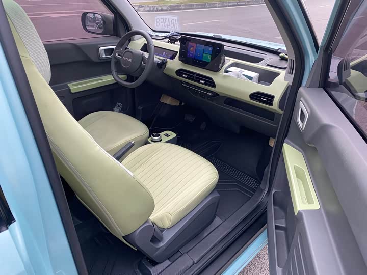 Geely Galaxy Panda Mini 2023 2023款 熊猫mini 200km 耐力熊