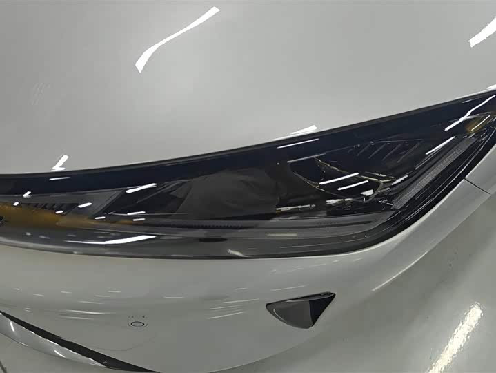Baojun Xiangjing 2025 2025款 插混 140km专车版