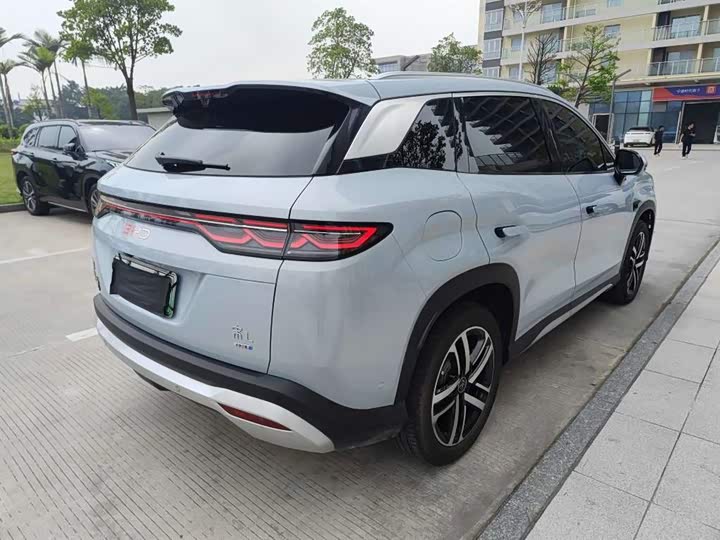 BYD Song L DM-i Hybrid 2025 2025款 智驾版 112km 超越型