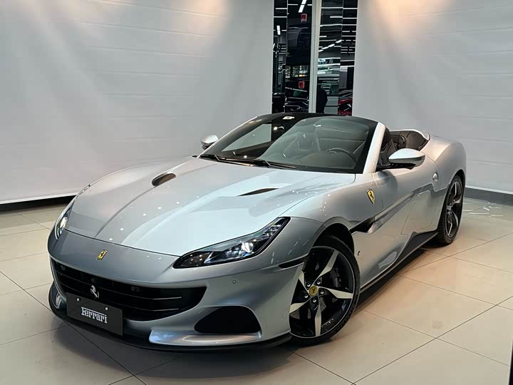Фото 1 - Ferrari Portofino