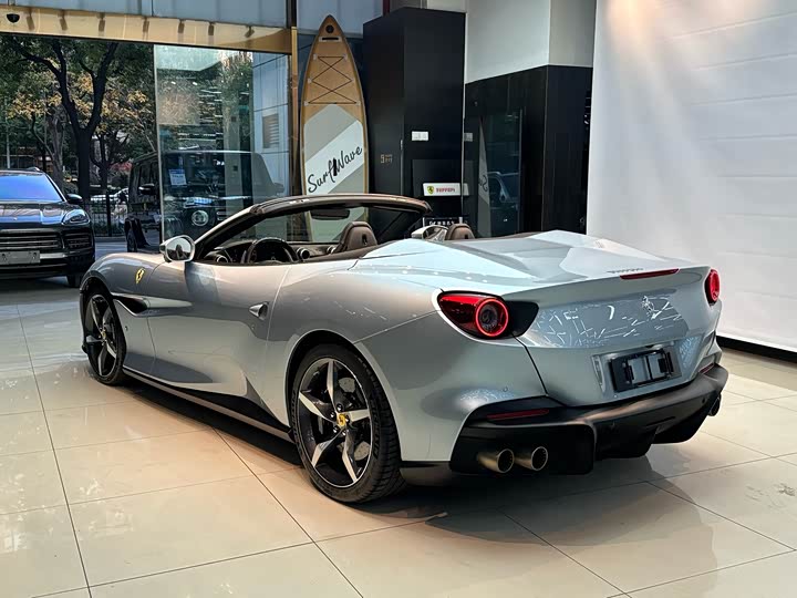 Фото 6 - Ferrari Portofino