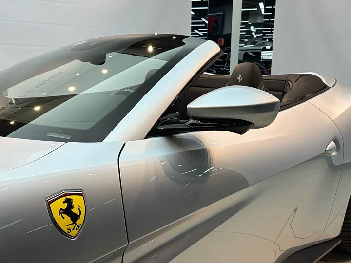 Фото 9 - Ferrari Portofino